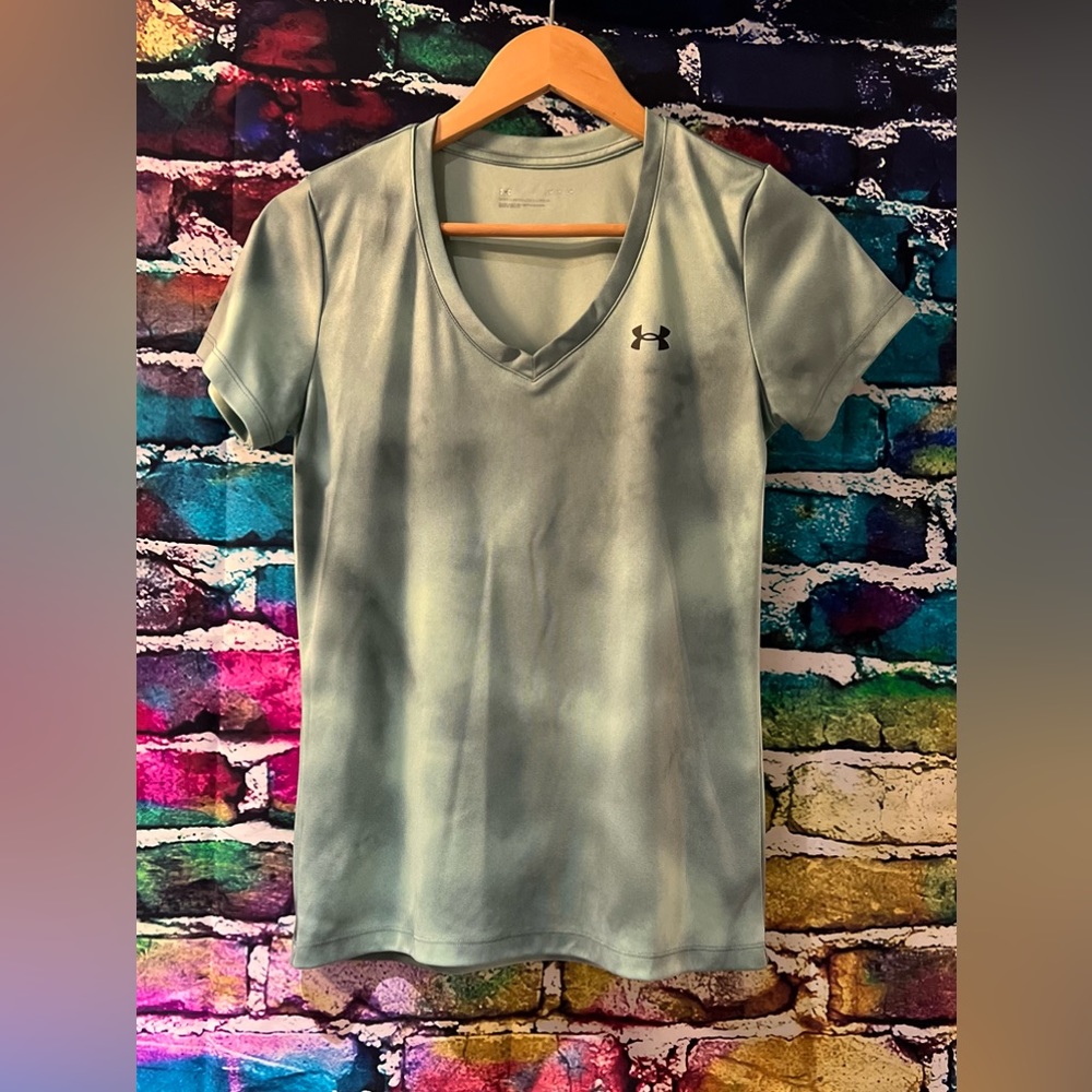 Under Armour, female T-shirt